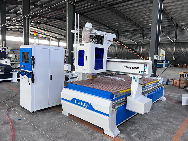 4X8 Cnc Router With Tool Changer Manufacturing Service