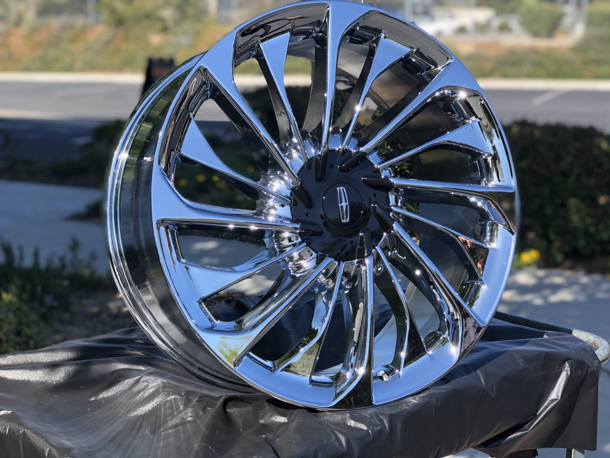 chrome plated aluminum wheels