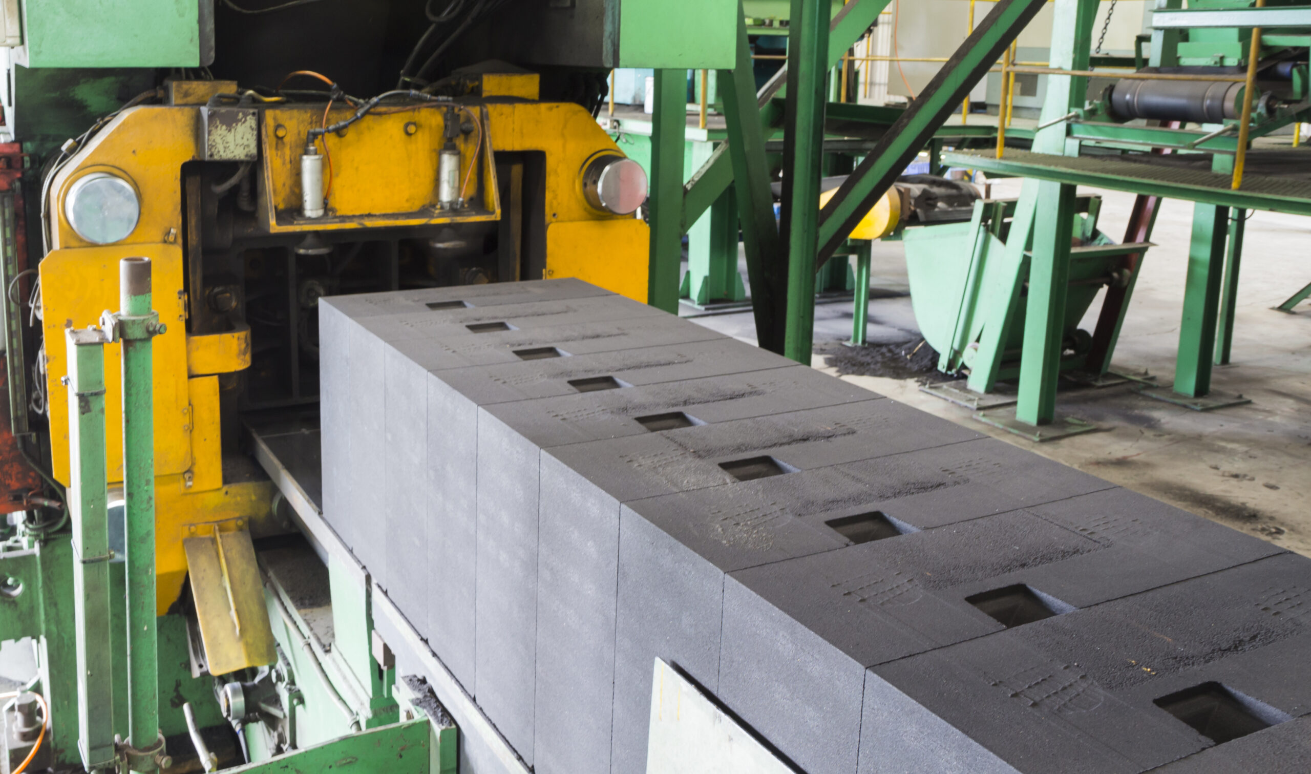 green sand for casting metal