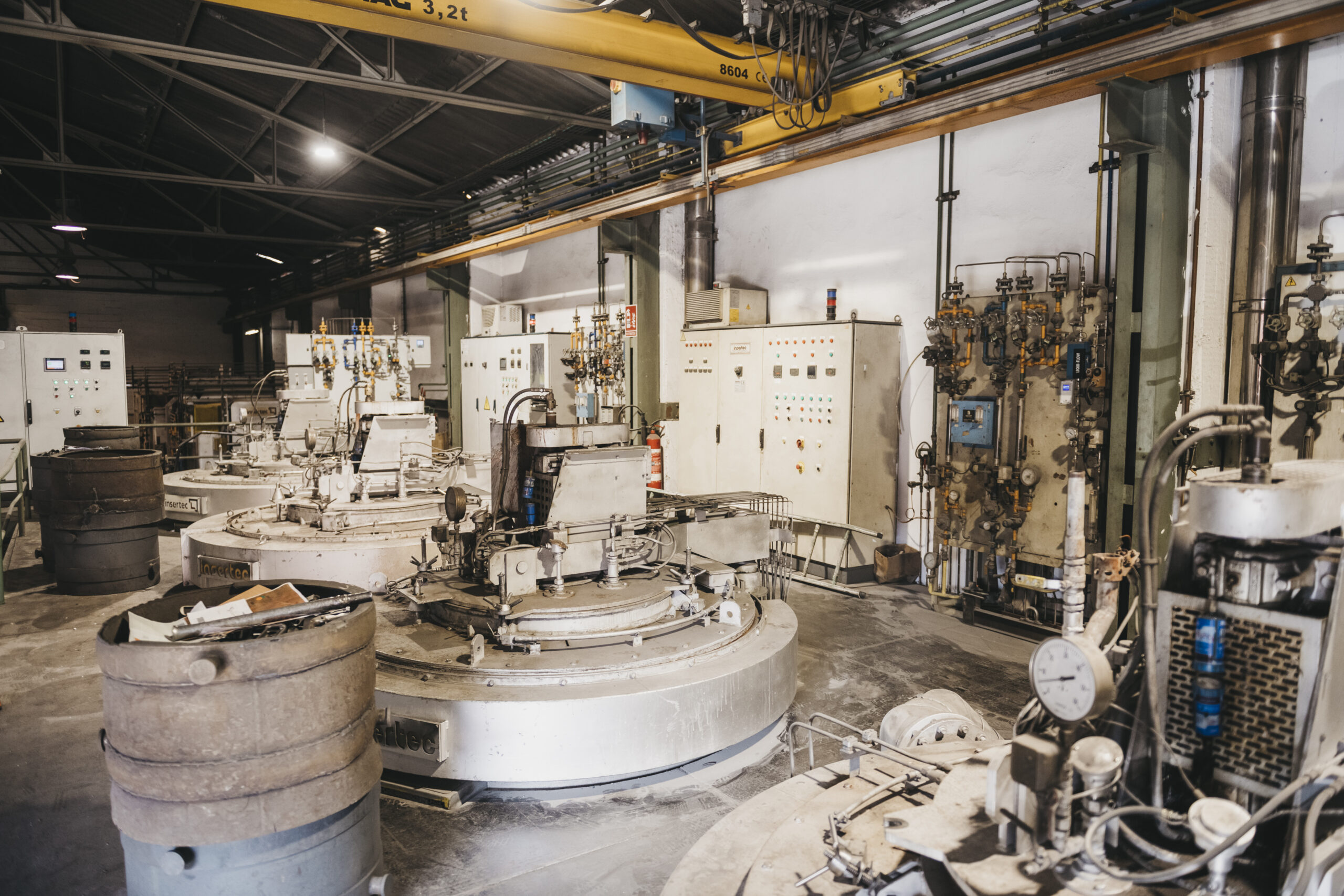 investment casting machine