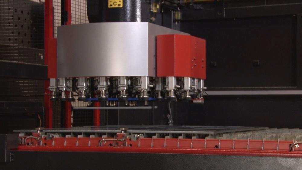 Laser Power For Cutting Steel Manufacturing Service