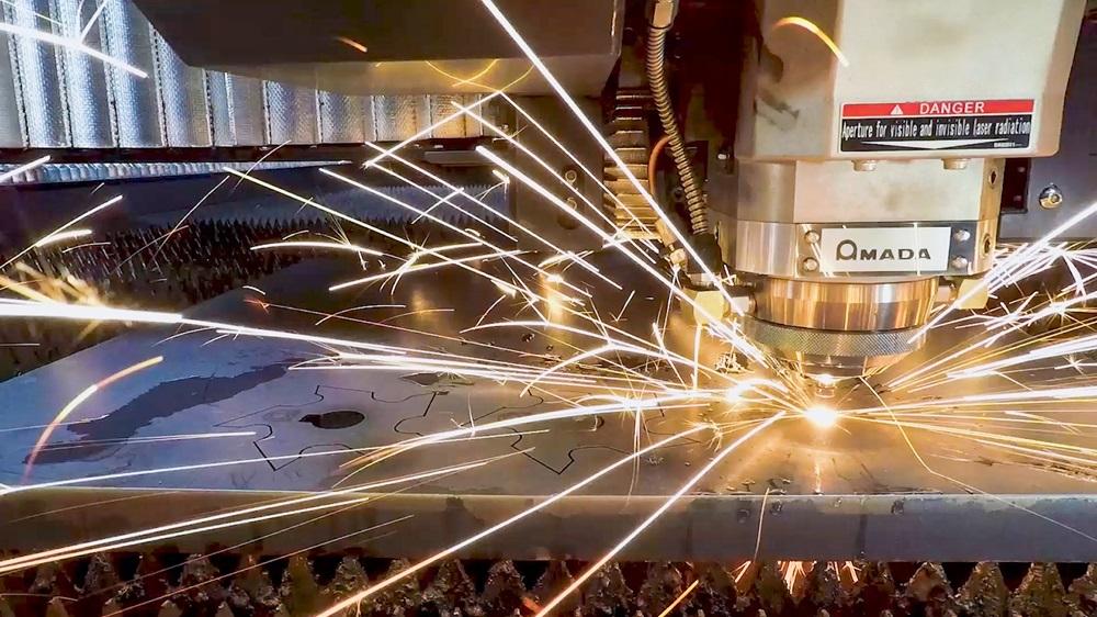 laser power for cutting steel